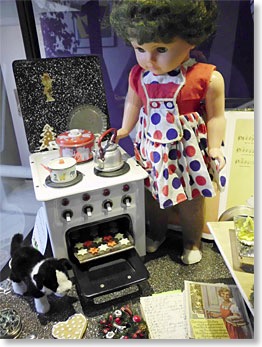 vitrine-2011-12b-450